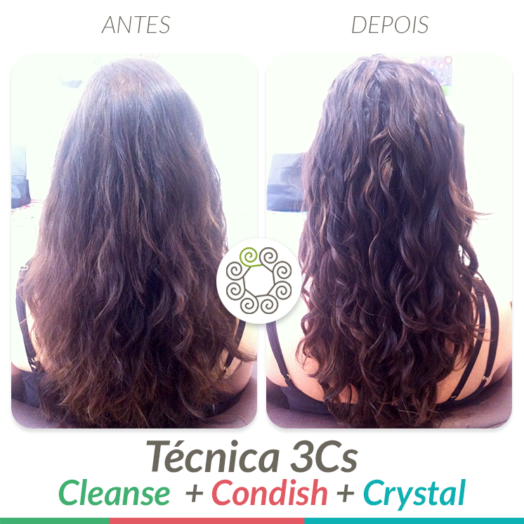 T&eacute;cnica 3Cs do Studio dos Cachos: Cleanse + Condish + Crystal