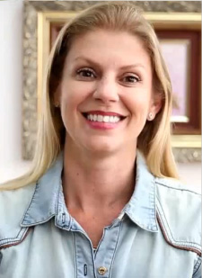 Coach Juliana Sant’Ana